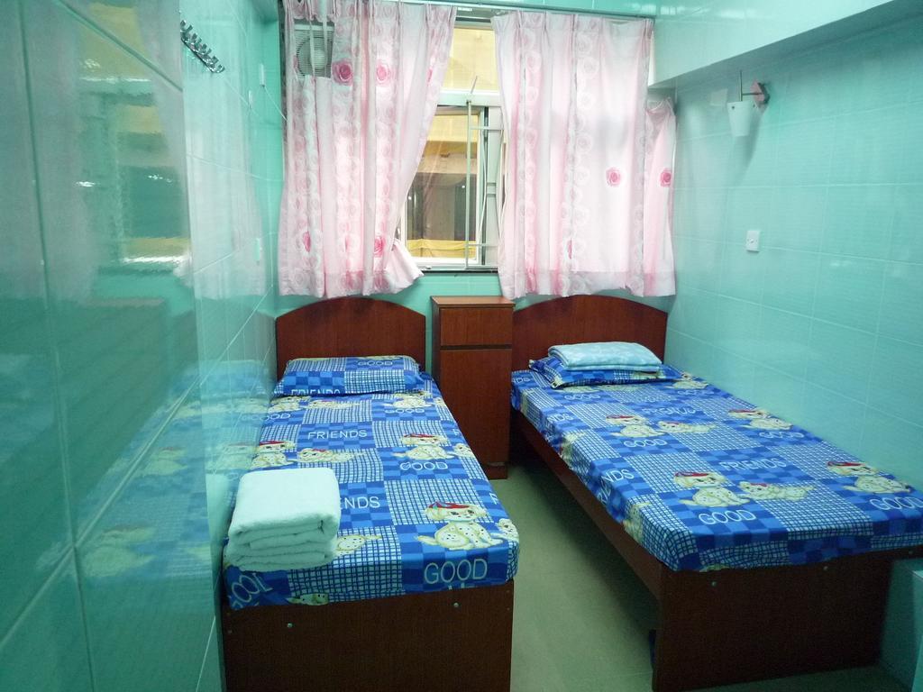 Loi Loi Guest House Hong Kong Phòng bức ảnh
